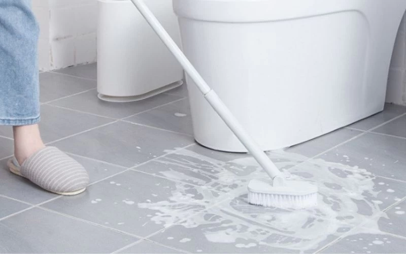 Cách làm sạch gạch nhà tắm 1